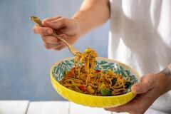 Mikasa MKPBOWLS41 Sırlı Seramik Kase Sarı ve Mavi Geometrik Desenli