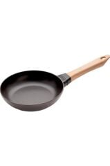 Staub La Cocotte Kızartma Tavası Ahşap Tutacaklı | Döküm Demir | 20 Cm