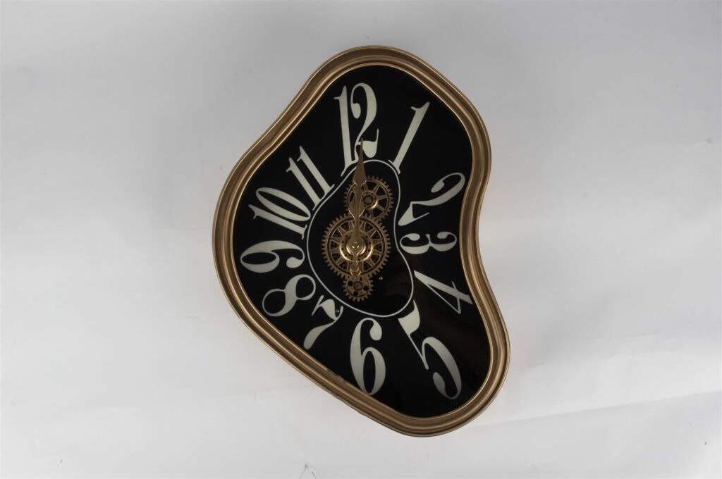 Mikasa Moor Dali Bronz Çerçeveli Siyah Saat 42x30x8cm