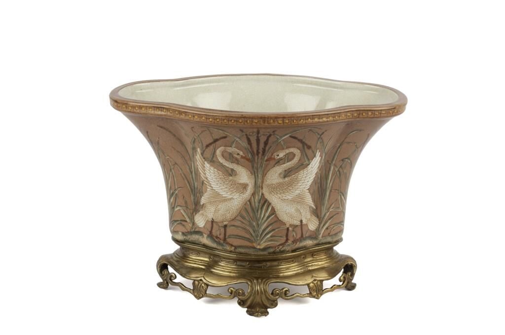 Mikasa Moor Kahverengi Kuğulu Bronz Dek Vazo 36x26cm