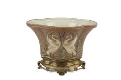 Mikasa Moor Kahverengi Kuğulu Bronz Dek Vazo 36x26cm