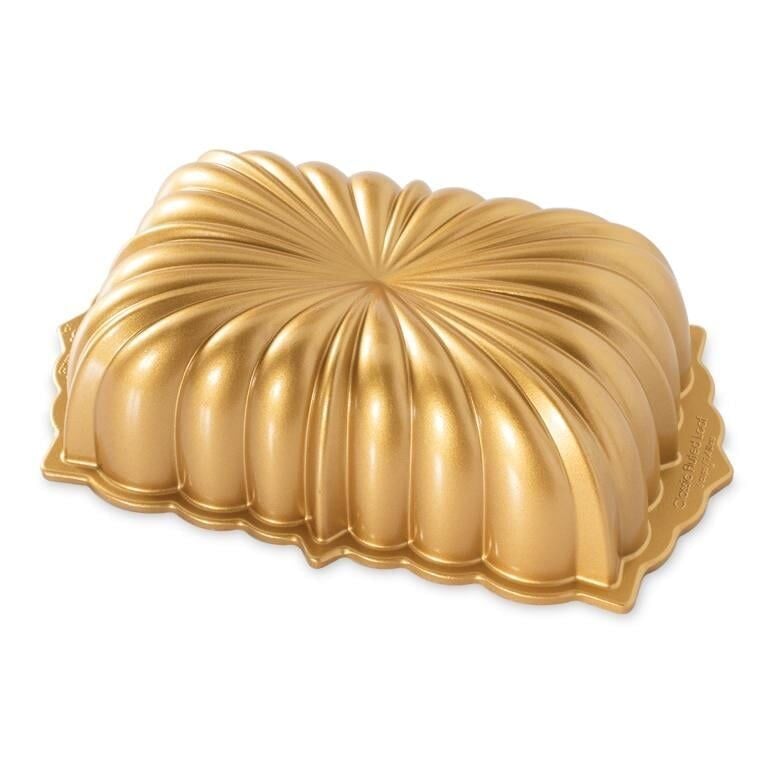 Nordicware Klasik Çizgili Kek Kalıbı (81677)