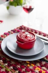 Staub Mini Döküm Tencere 10 Cm Kiraz 0.25 Litre