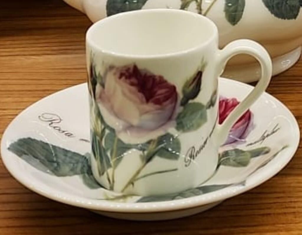 Roy Kirkham Redoute Rose Türk Kahvesi 
Fincan Ve Tabağı-Tekli