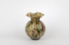 Mikasa Moor Botanic Kıvrımlı Cam Vazo 18x24cm