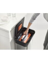 Joseph Joseph Titan Çöp Kovası 30 Litre Paslanmaz Çelik