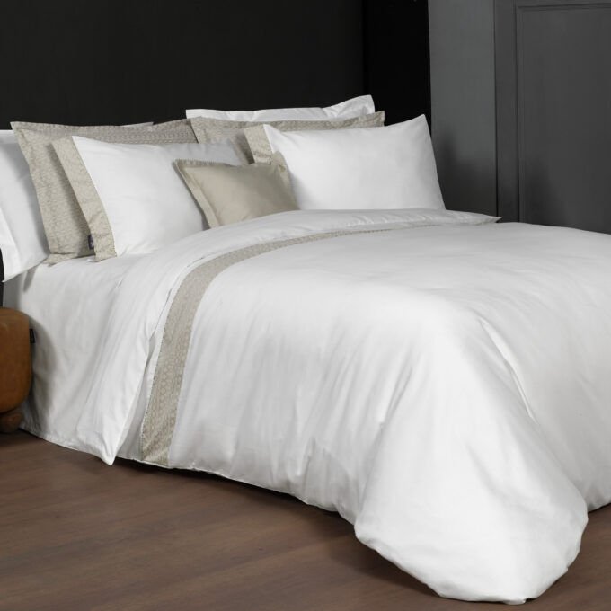 Sarev Elanor Çift Kişilik %100 Pamuk Saten ''300 TC'' Nevresim Takımı