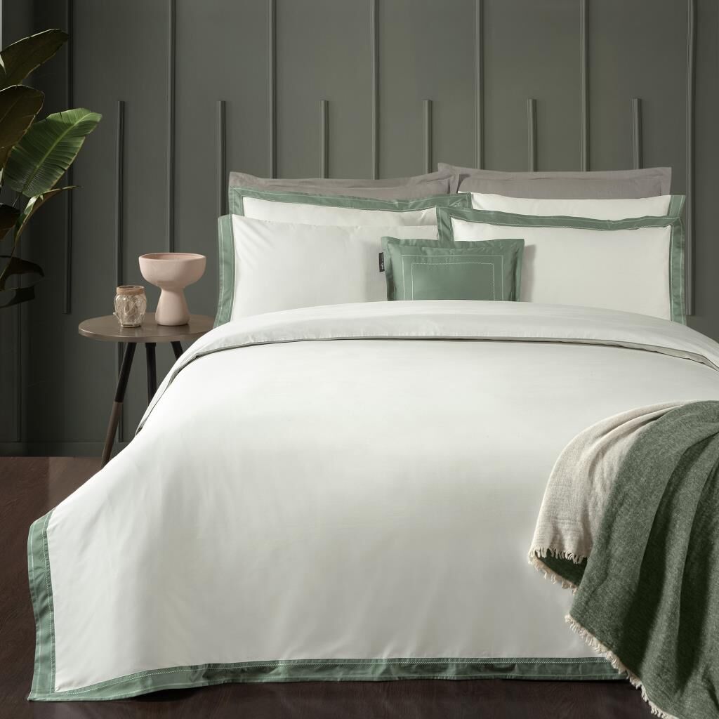 Sarev Layana Saten Nevresim Takımı King Size Yeşil