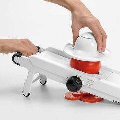 Oxo Gg V-Bıçaklı Dilimleme Mandolin